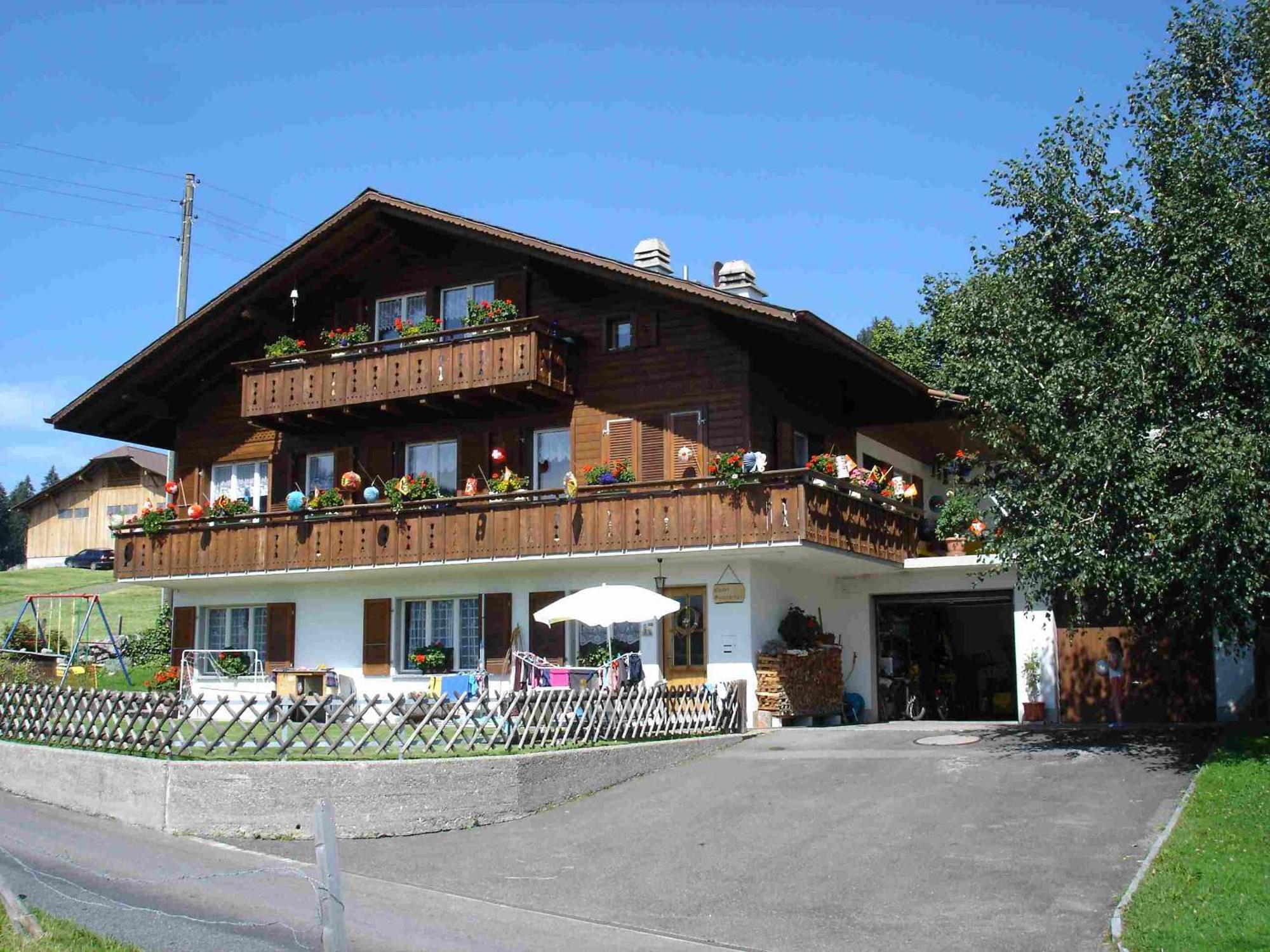 Chalet Sunneschyn Schwanden  Exterior photo